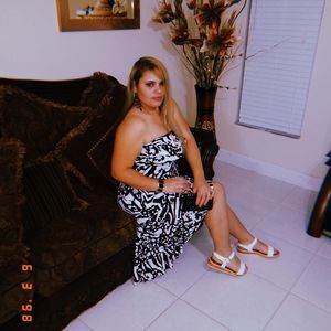 Meet your Posher, Claudia